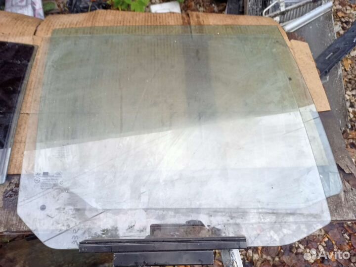 Хендай гетц стекло заднее правое