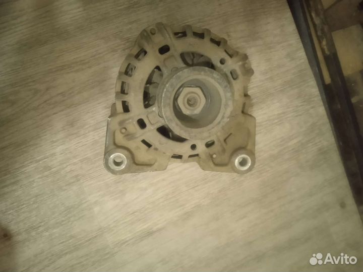 Генератор renault logan 2