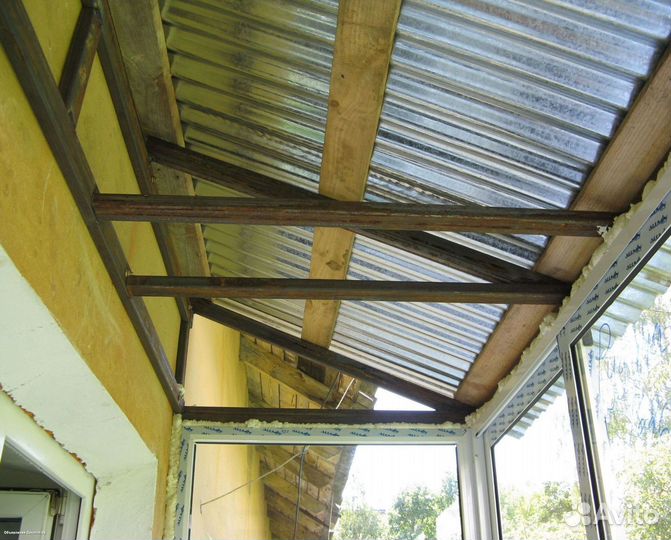 Крыша для балкона