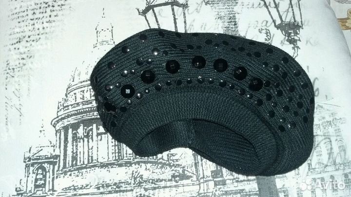 Женский берет