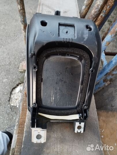 Накладка торпедо центральная консоль Volvo C30