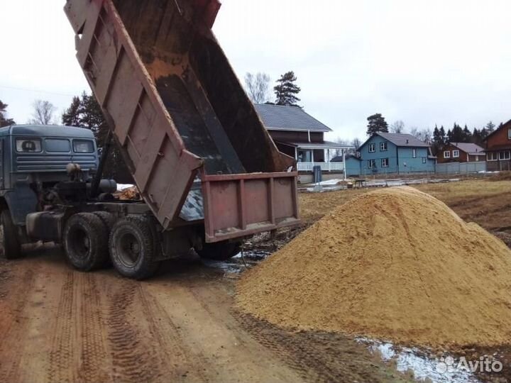 Песок карьерный строительный сеянный намывной