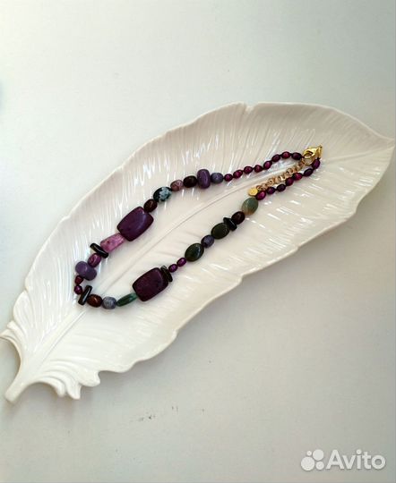 Колье бусы из натуральных камней