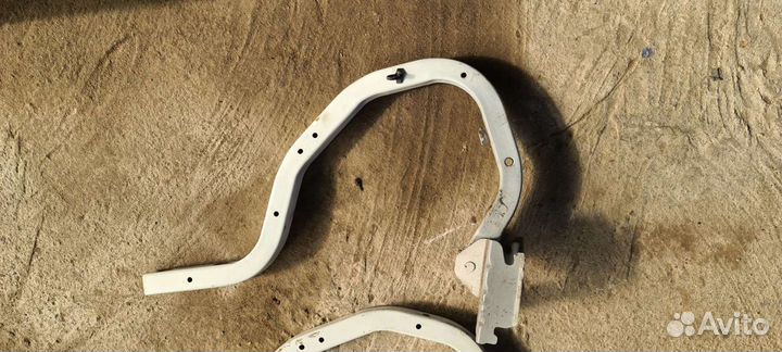 Петли багажника nissan almera classic b10