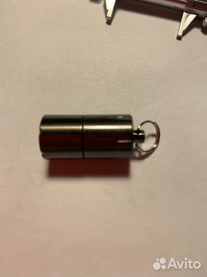 Мини зажигалка 25 х 12 мм бензиновая брелок