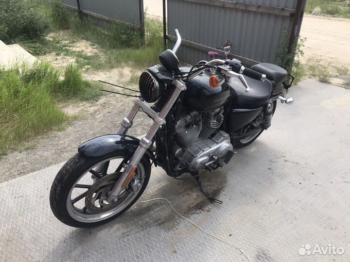 Harley Davidson sportster 883