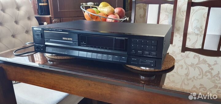 CD проигрыватель Kenwood DP 880SG