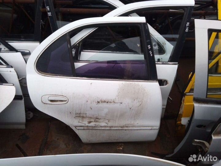 Дверь Toyota Sprinter AE100