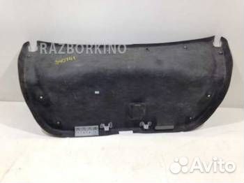 Обшивка крышки багажника