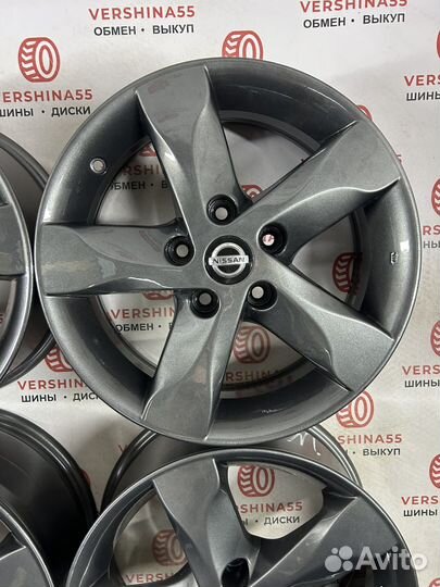 Nissan оригинальные R16 5/114.3 цо 66.1 мм