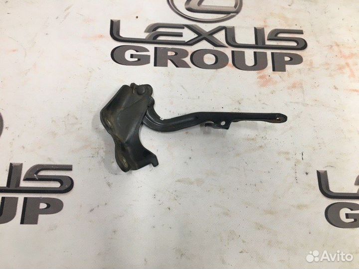 Петля капота прав. Lexus RX350