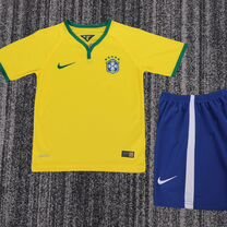 Ретро детская форма Бразилия 2014, Москва