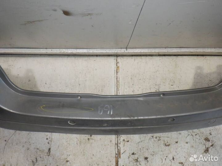 Бампер задний