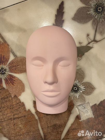 Манекен для наращивания ресниц