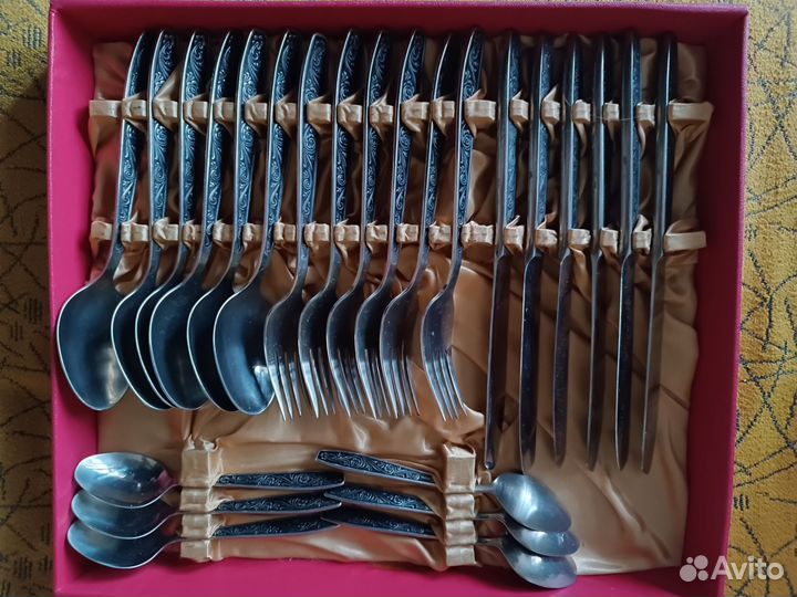 Набор столовых приборов