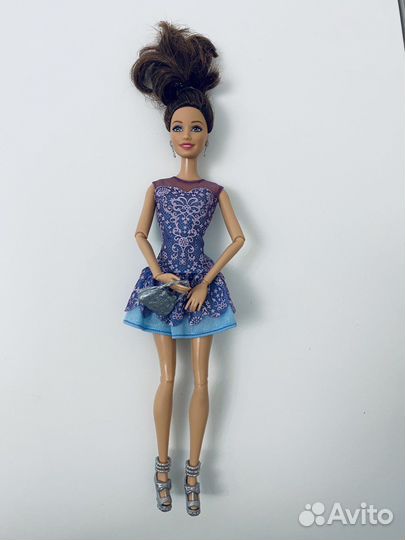 Кукла барби fashionistas
