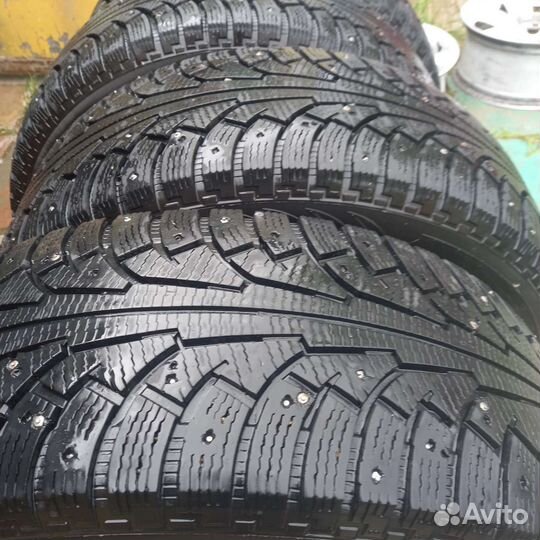Nokian Tyres Hakkapeliitta 5 265/65 R17