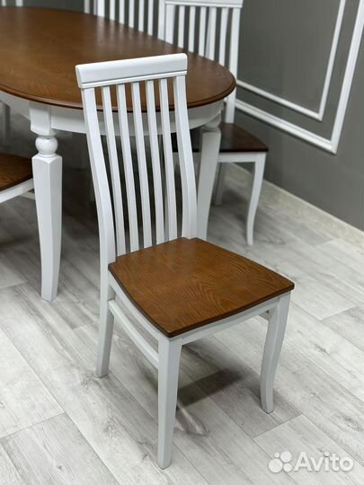 Комплект стол и стулья. В наличии