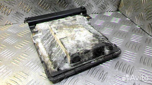 Блок управления двс volkswagen passat B6 (93T11PC0