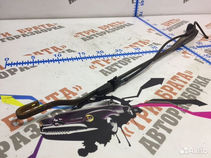 Мерседес Вито Держатель дворника левый Лев