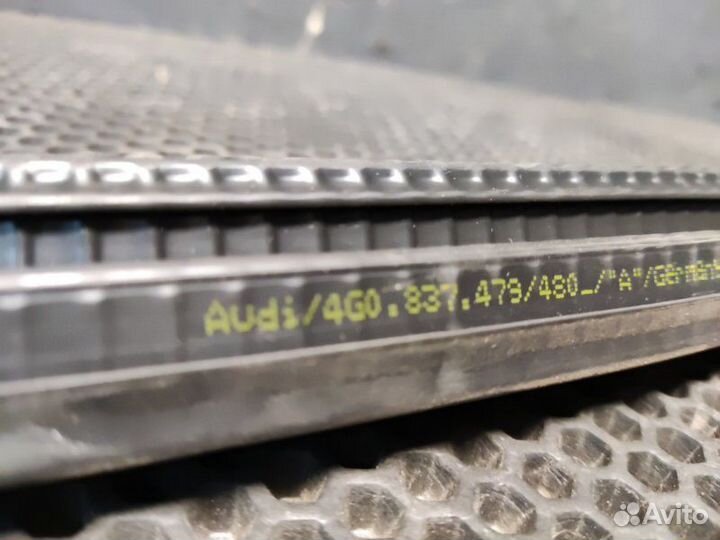 Уплотнитель стекла двери передний Audi A6 C7 cdnb