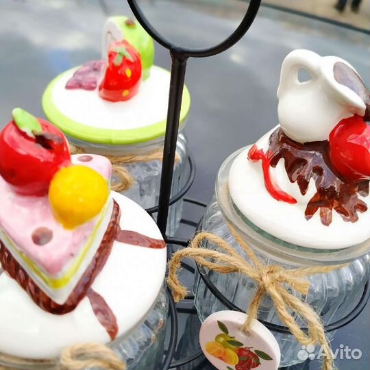 Набор из трёх банок в металл подставке 20*30