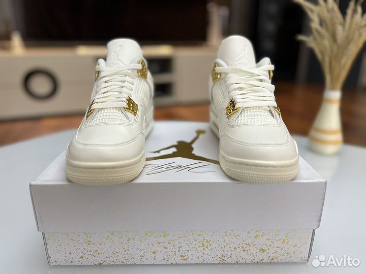 Nike air jordan 4 white/gold Оригинал