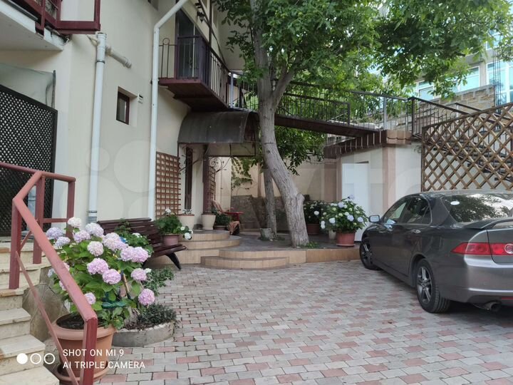 Дом 250 м² на участке 5 сот.