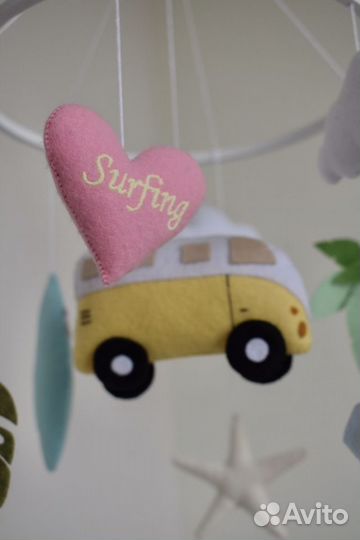 Мобиль в кроватку ручной работы из фетра