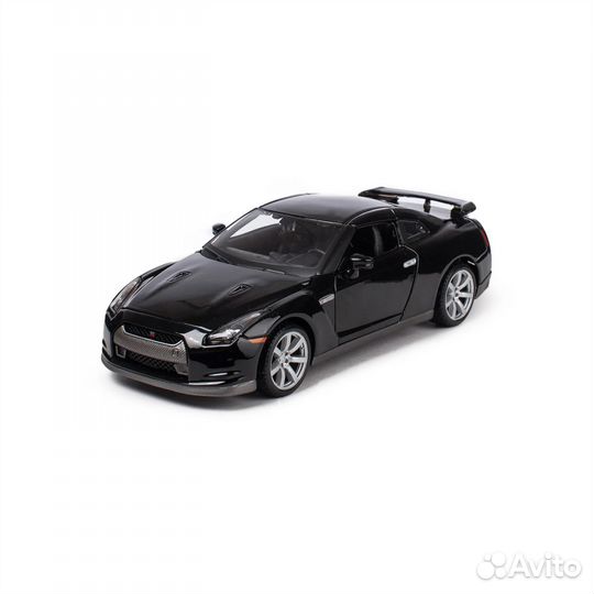 Nissan GT-R 2009 Черный Машина 1:24 maisto