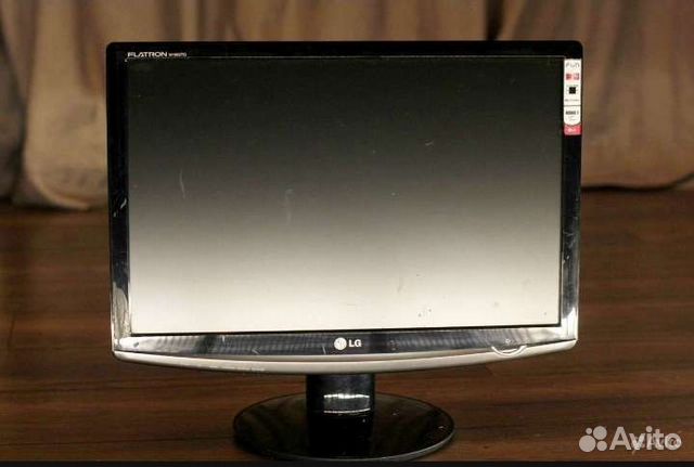 Монитор LG flatron W1952TG-PF