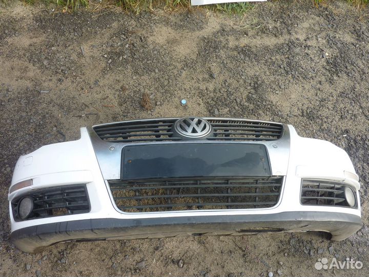 Бампер передний Volkswagen Passat B6 в сборе