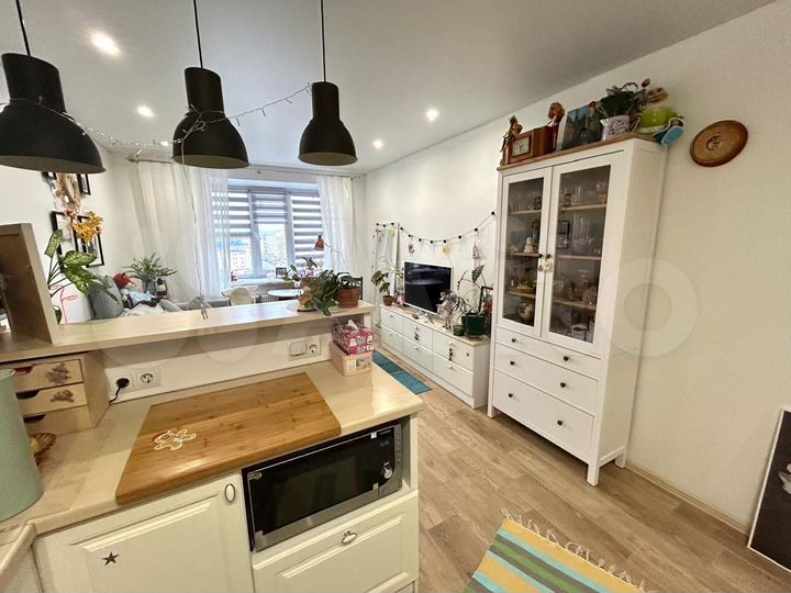 2-к. квартира, 59 м², 8/10 эт.