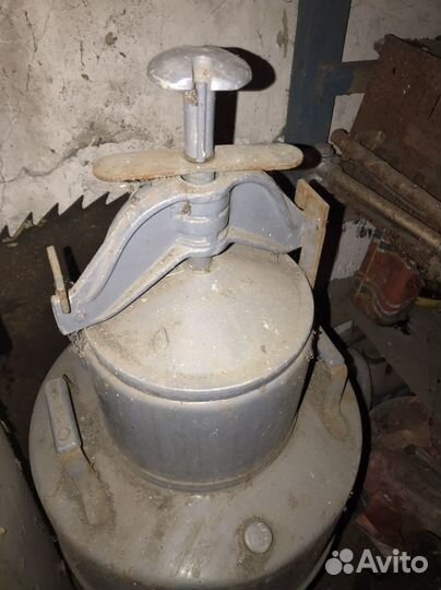 Ацетиленовый генератор