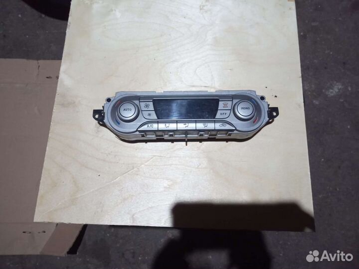 Форд Фокус 2 блок управления климатом разборка
