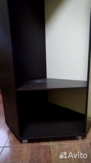 Шкаф угловой с подсветкой