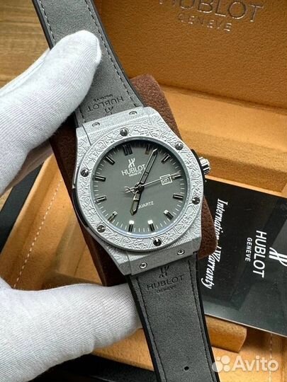Мужские наручные часы hublot