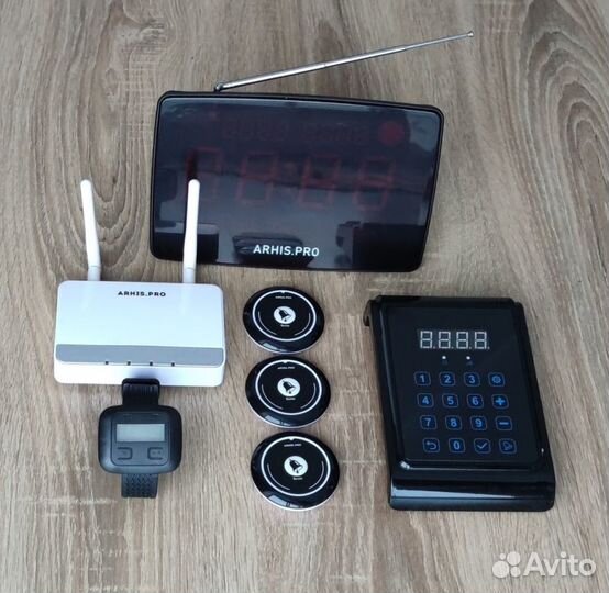 Кнопка вызова официанта комплект с часами и табло