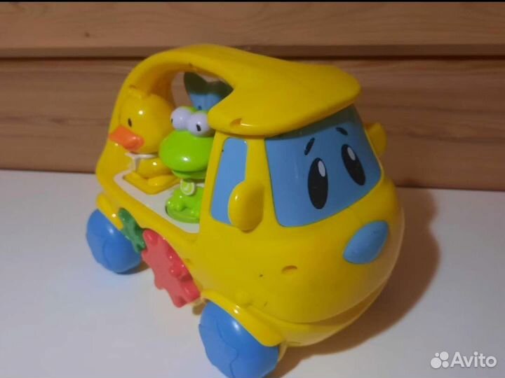 Развивающие игрушки для малышей пакетом