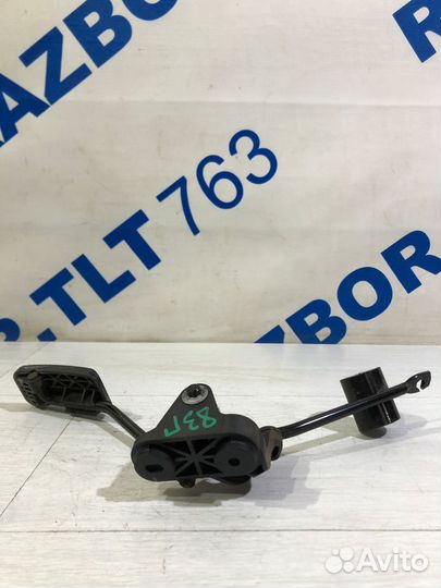 Педаль газа peugeot 107 1.0 мт