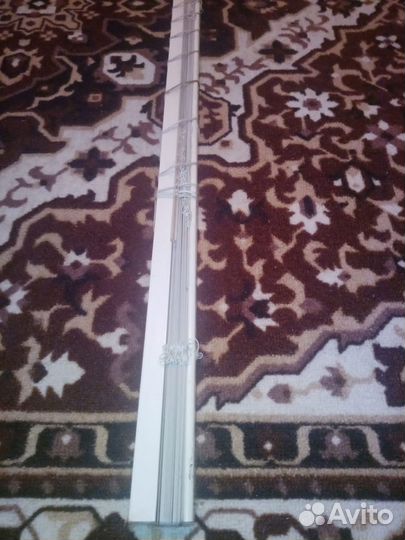 Жалюзи горизонтальные бу