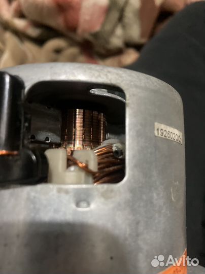 Двигатель с компрессором для пылесоса