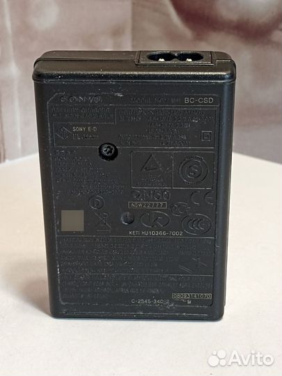 Зарядное устройство Sony BC-CSD