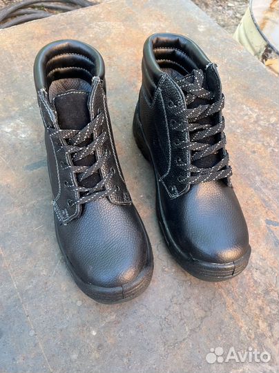 Спецодежда и обувь сварщика