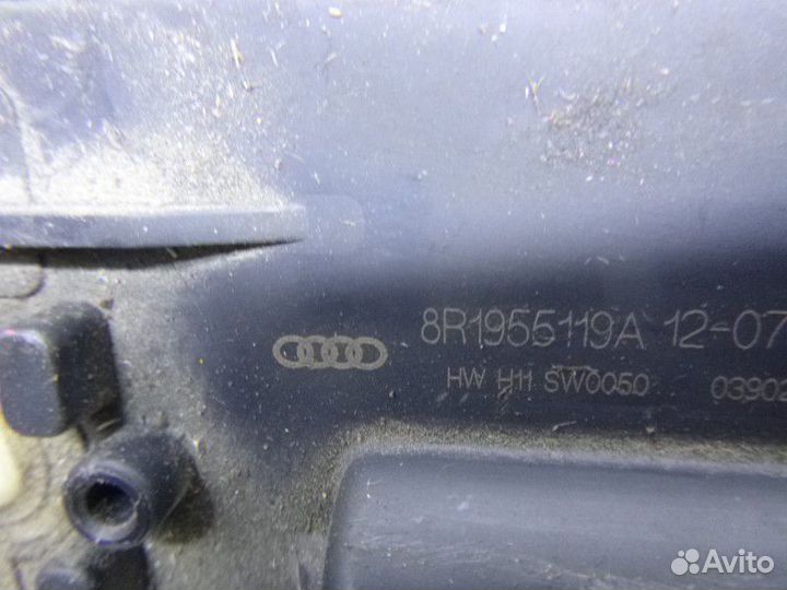 Моторчик стеклоочистителя передний audi Q5 2008