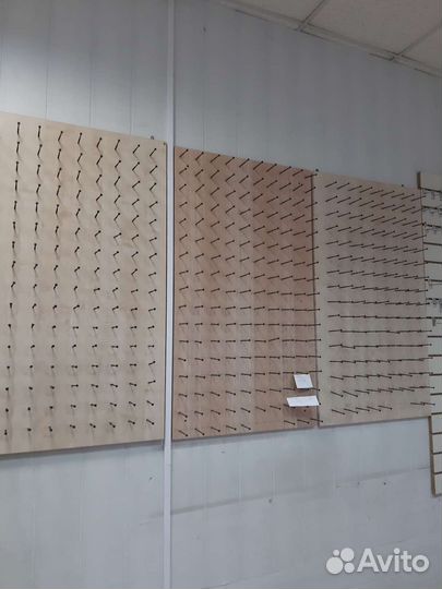 Стенд под нитки