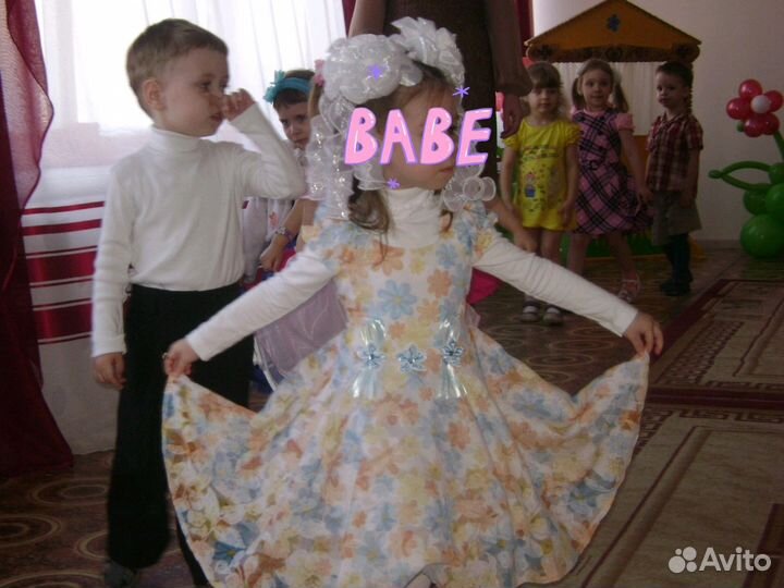 Платье на девочку