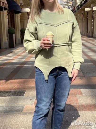 Свитер женский