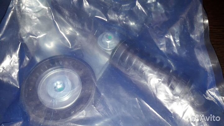 Натяжитель с роликом Форд Транзит