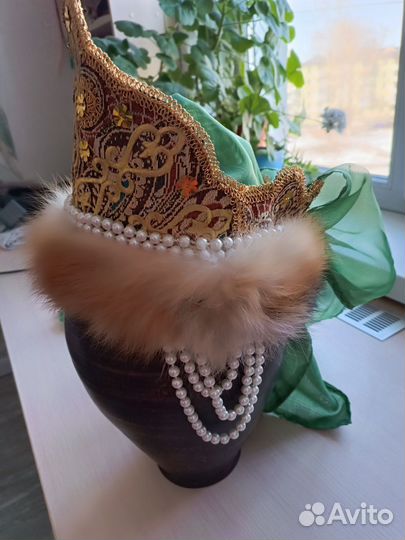 Головной убор женский -кокошник